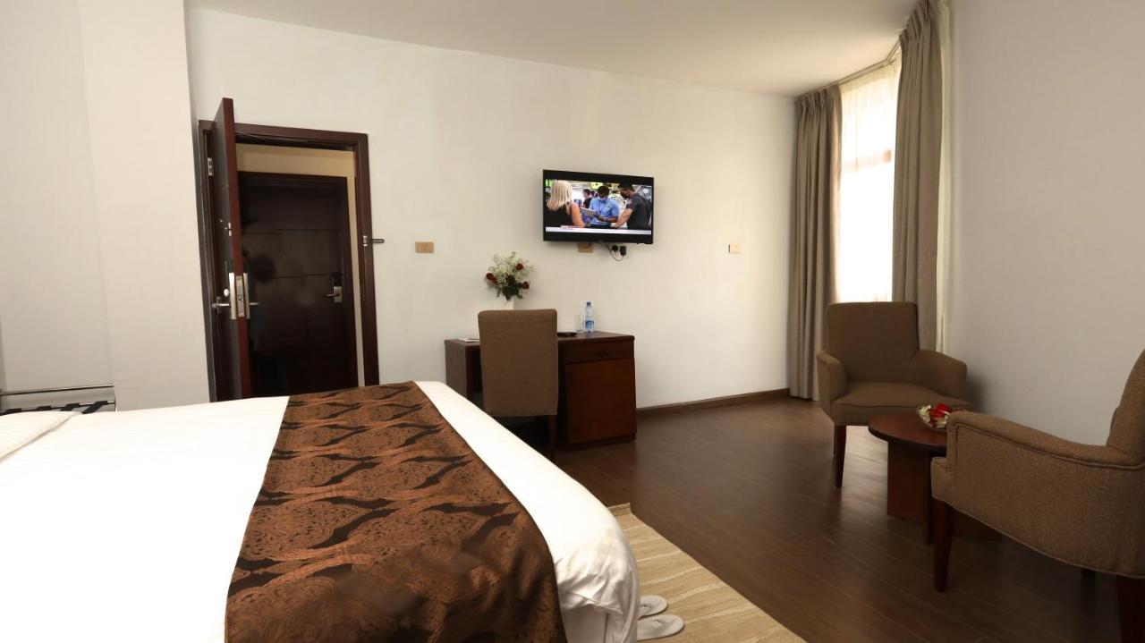 Black Horse Hotel Apartment Addisz-Abeba Kültér fotó