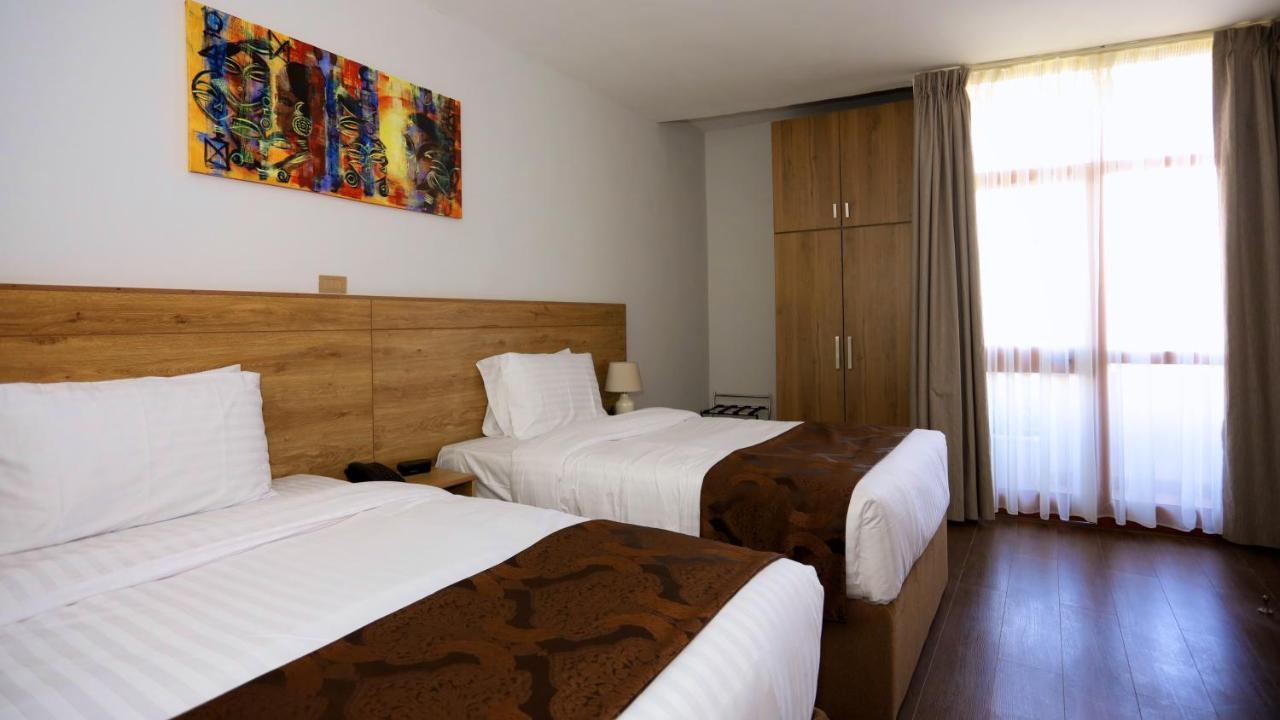 Black Horse Hotel Apartment Addisz-Abeba Kültér fotó