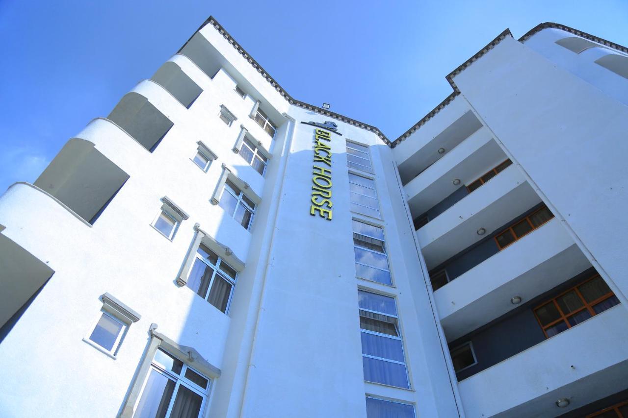 Black Horse Hotel Apartment Addisz-Abeba Kültér fotó